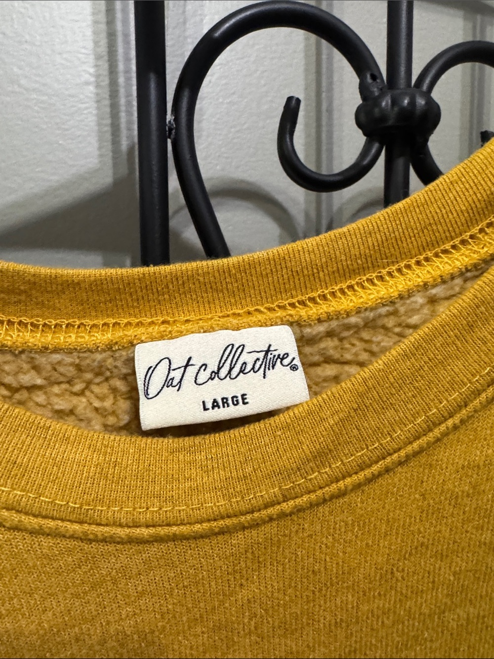 Mustard Yellow MAMA Crewneck Sweatshirt L soft - Picture 2 of 8